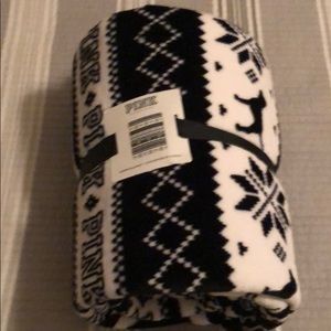 Victoria’s Secret pink blanket NWT
